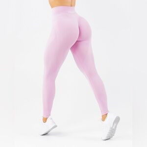 Alphalete • NWT Amplify Contour Leggings in colour poise